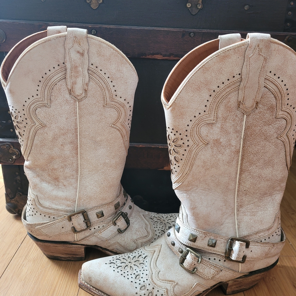 Dan Post Cream Heeled Boots